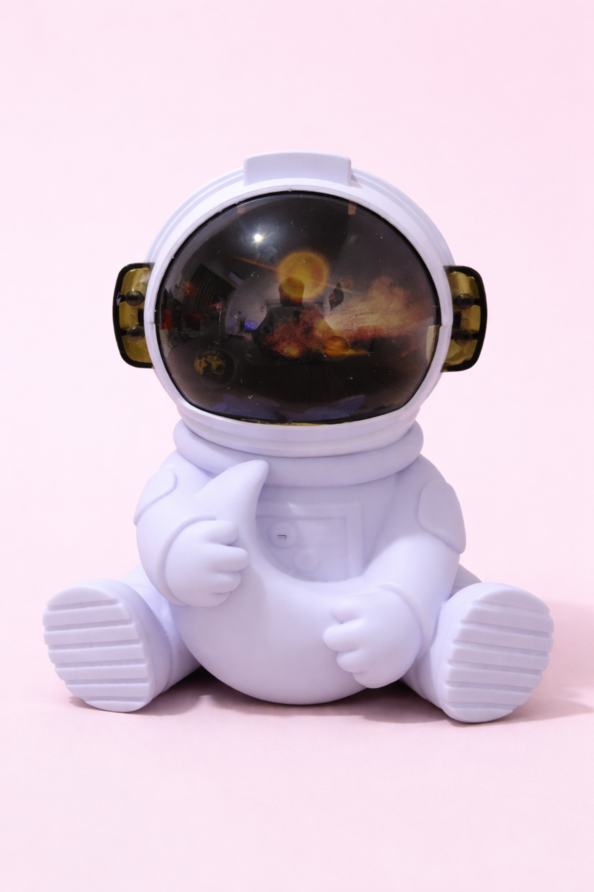Orjinal Led ışıklı Astronot Hava Nemlendirici Ev tipi Araç içi ve Mobil ( Buhardanlık ) - Görsel 3
